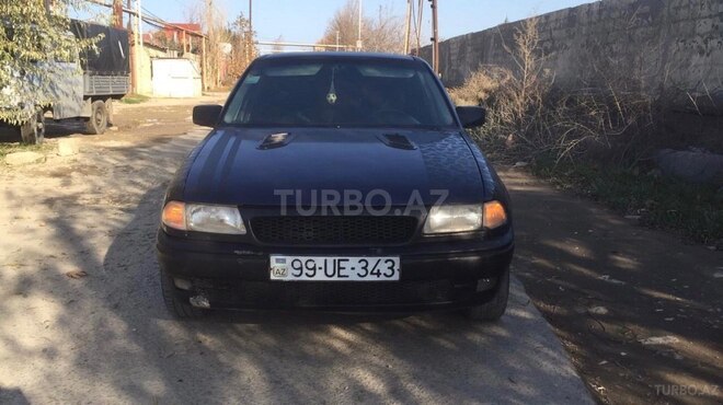 Opel Astra 1995, 414,000 km - 1.6 l - Bakı