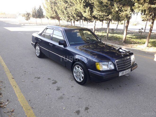 Mercedes E 250 1995, 315,632 km - 2.5 l - Sumqayıt