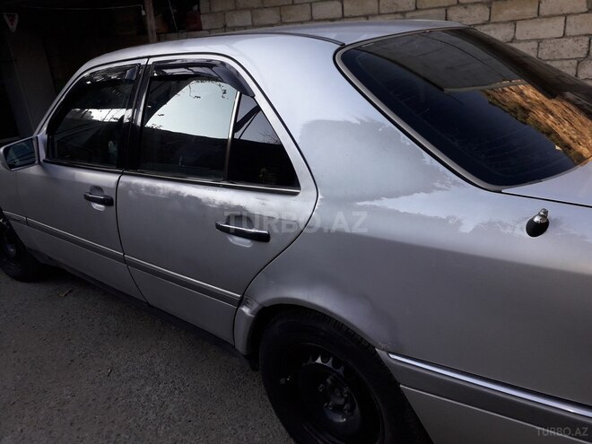 Mercedes C 220 1995, 407,165 km - 2.2 l - Bakı