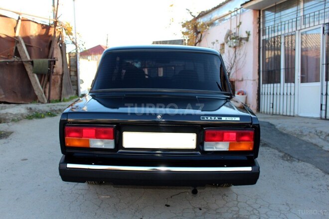 LADA (VAZ) 2107 2011, 86,000 km - 1.6 l - Bakı
