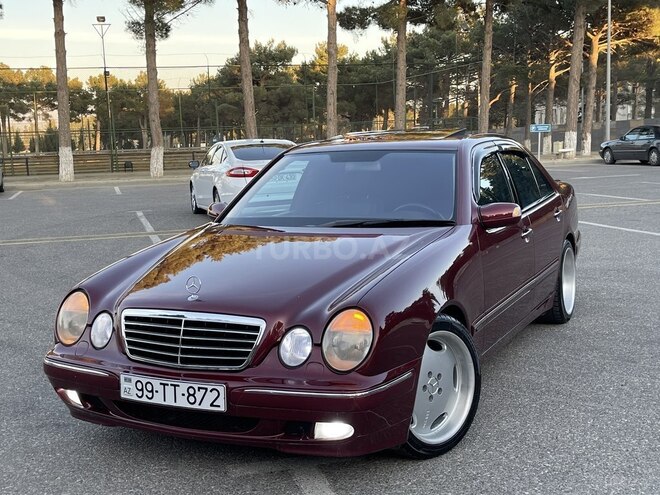 Mercedes E 320 2000, 179,000 km - 3.2 л - Sumqayıt