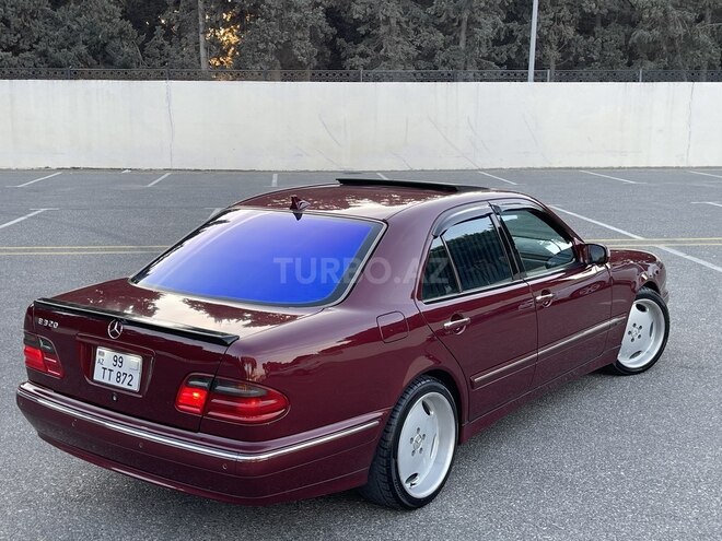 Mercedes E 320 2000, 179,000 km - 3.2 л - Sumqayıt
