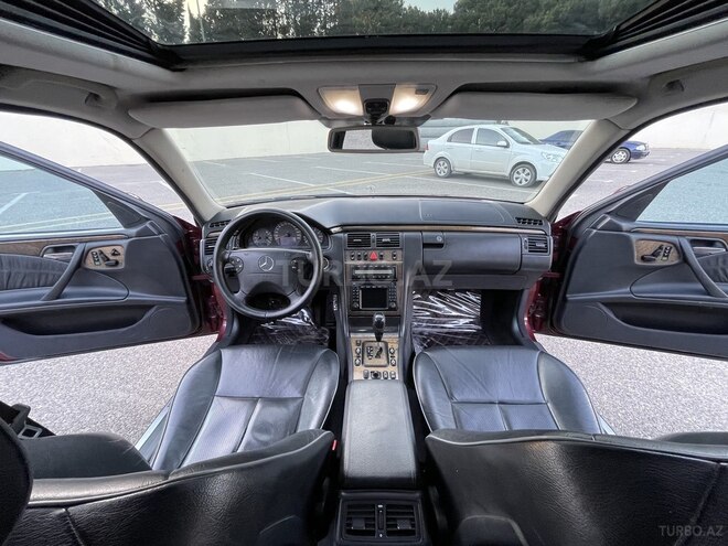 Mercedes E 320 2000, 179,000 km - 3.2 л - Sumqayıt