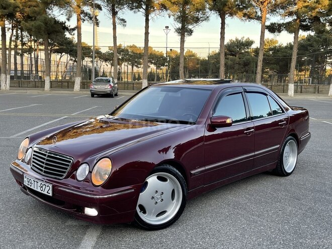 Mercedes E 320 2000, 179,000 km - 3.2 л - Sumqayıt
