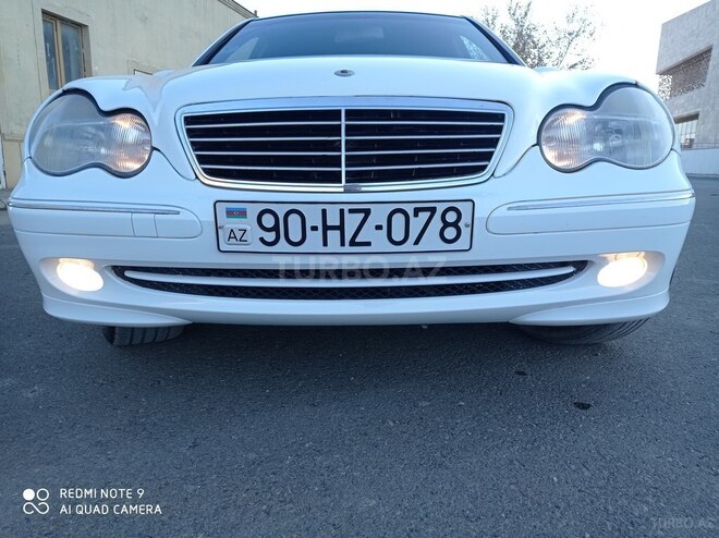 Mercedes C 240 2001, 122,222 km - 2.6 л - Neftçala