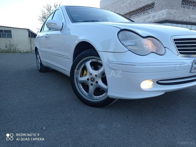 Mercedes C 240 2001, 122,222 km - 2.6 л - Neftçala