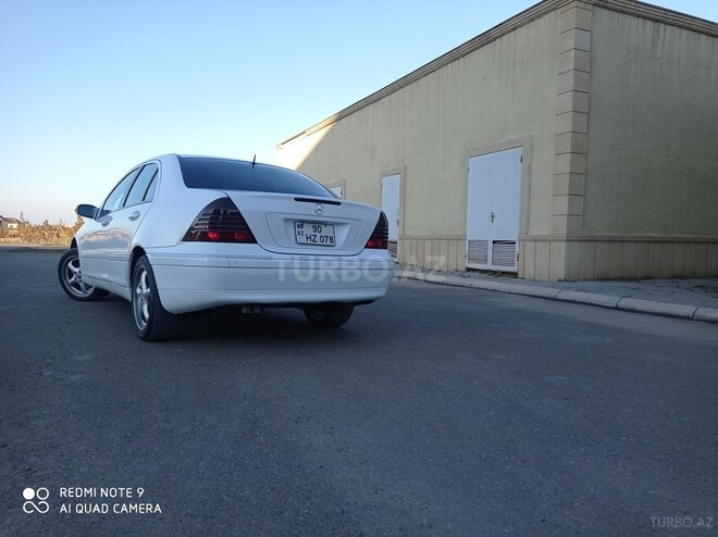 Mercedes C 240 2001, 122,222 km - 2.6 л - Neftçala