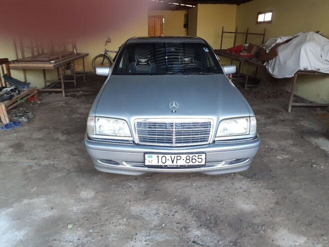 Mercedes C 220 1999, 570,000 km - 2.2 l - Beyləqan