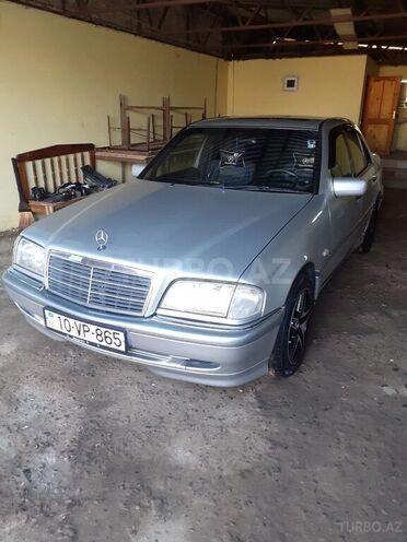 Mercedes C 220 1999, 570,000 km - 2.2 l - Beyləqan
