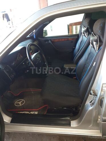 Mercedes C 220 1999, 570,000 km - 2.2 l - Beyləqan