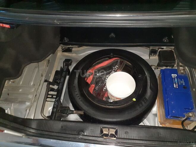 Mercedes C 220 1999, 570,000 km - 2.2 l - Beyləqan