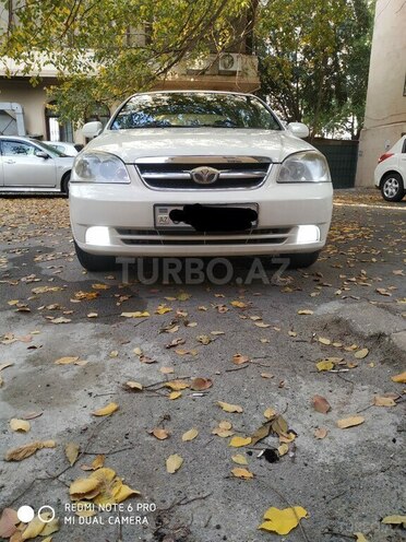 Daewoo Gentra 2009, 280,000 km - 1.5 l - Bakı