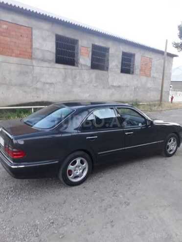 Mercedes E 200 2000, 160,000 km - 2.0 l - Mingəçevir