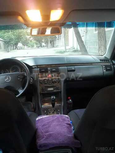 Mercedes E 200 2000, 160,000 km - 2.0 l - Mingəçevir