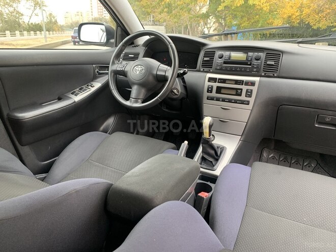 Toyota Corolla 2005, 153,000 km - 1.4 л - Bakı