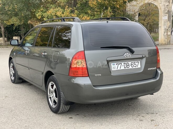Toyota Corolla 2005, 153,000 km - 1.4 л - Bakı