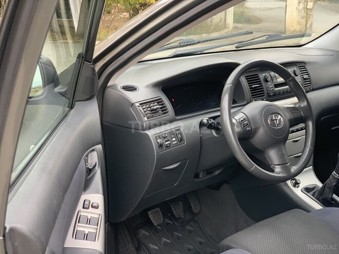Toyota Corolla 2005, 153,000 km - 1.4 л - Bakı