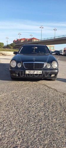 Mercedes E 240 2000, 300,000 km - 2.4 л - Bakı