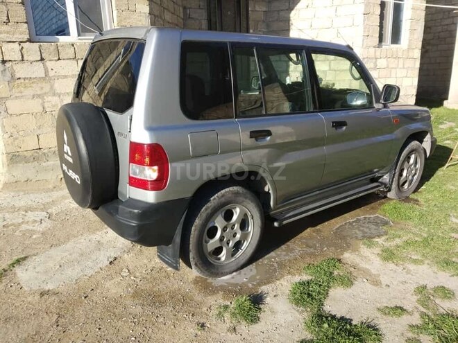 Mitsubishi Pajero io 1999, 265,000 km - 1.8 l - Bakı