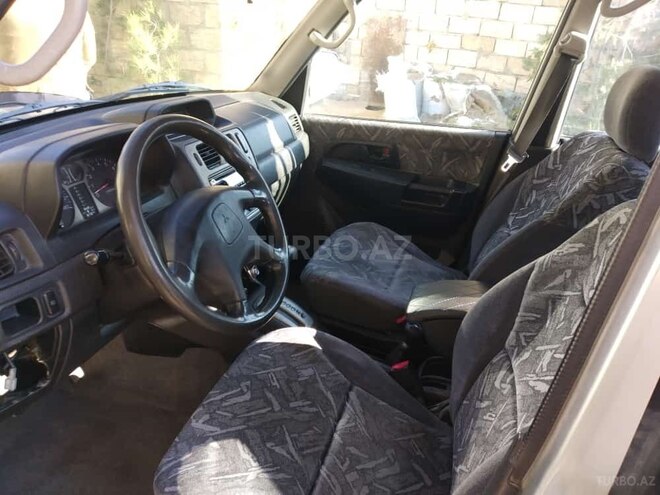 Mitsubishi Pajero io 1999, 265,000 km - 1.8 l - Bakı