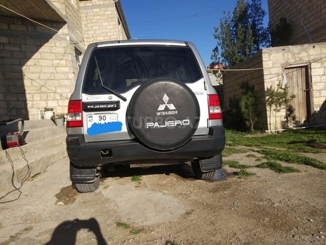 Mitsubishi Pajero io 1999, 265,000 km - 1.8 l - Bakı