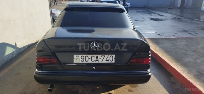 Mercedes E 200 1992, 650,843 km - 2.0 l - Sabirabad