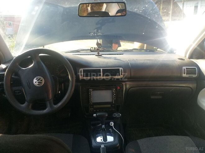 Volkswagen Passat 2000, 280,000 km - 1.8 l - Astara