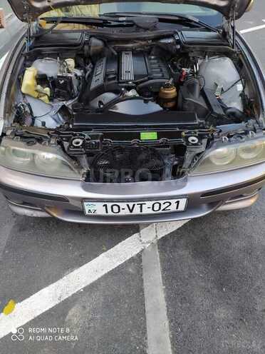 BMW 528 1999, 312,000 km - 2.8 l - Bakı