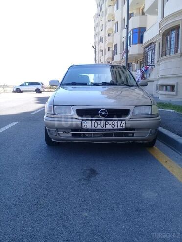 Opel Astra 1995, 405,320 km - 1.6 l - Bakı