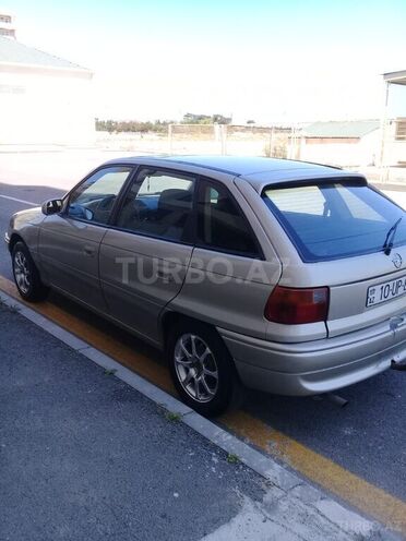 Opel Astra 1995, 405,320 km - 1.6 l - Bakı
