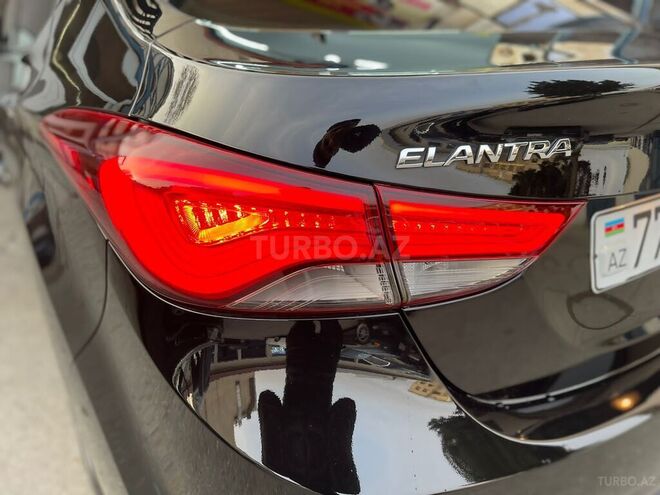 Hyundai Elantra 2015, 38,000 km - 1.8 л - Bakı