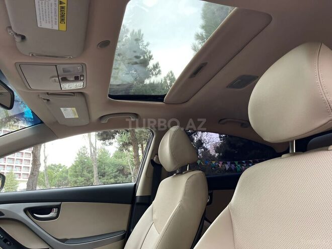 Hyundai Elantra 2015, 38,000 km - 1.8 л - Bakı