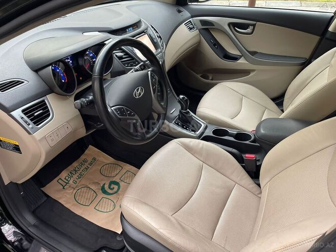Hyundai Elantra 2015, 38,000 km - 1.8 л - Bakı