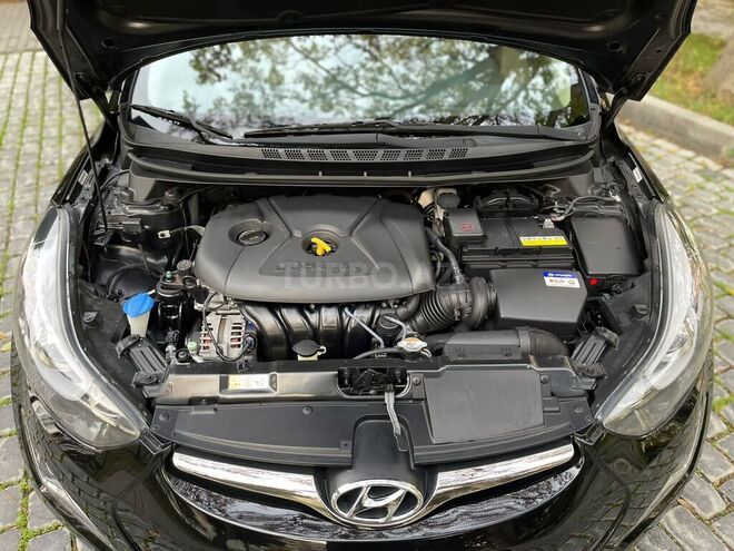Hyundai Elantra 2015, 38,000 km - 1.8 л - Bakı
