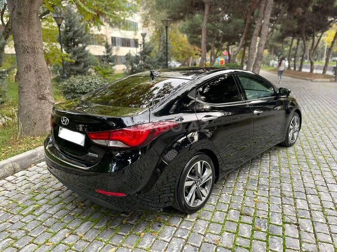Hyundai Elantra 2015, 38,000 km - 1.8 л - Bakı