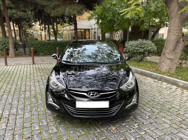 Hyundai Elantra 2015, 38,000 km - 1.8 л - Bakı