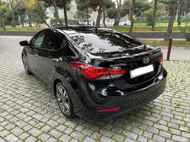 Hyundai Elantra 2015, 38,000 km - 1.8 л - Bakı
