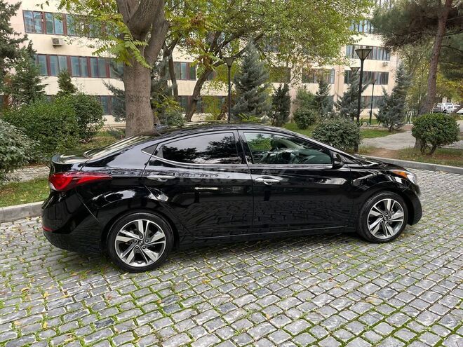 Hyundai Elantra 2015, 38,000 km - 1.8 л - Bakı