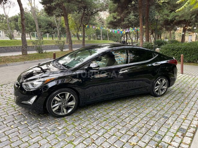 Hyundai Elantra 2015, 38,000 km - 1.8 л - Bakı
