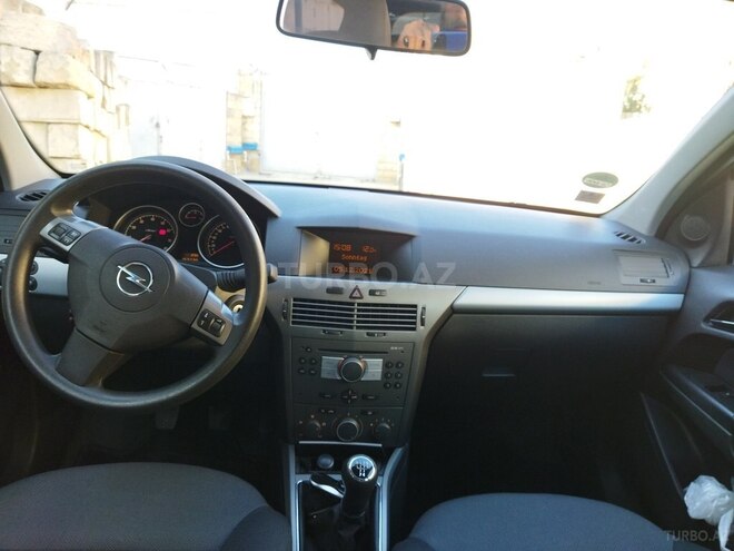 Opel Astra 2006, 250,000 km - 1.4 l - Bakı