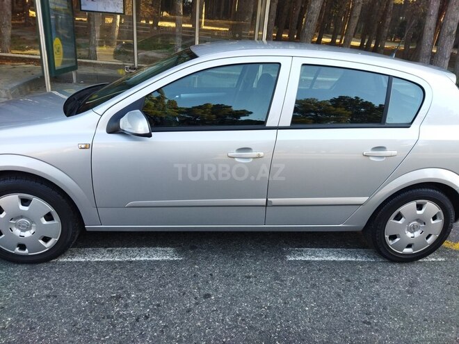 Opel Astra 2006, 250,000 km - 1.4 l - Bakı