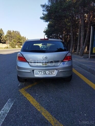 Opel Astra 2006, 250,000 km - 1.4 l - Bakı