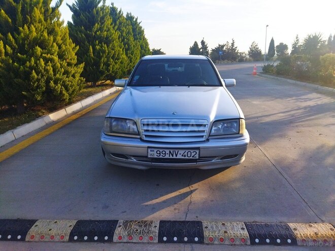 Mercedes C 220 1999, 417,556 km - 2.2 l - Bakı