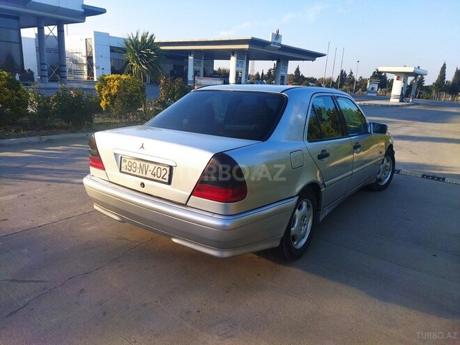 Mercedes C 220 1999, 417,556 km - 2.2 l - Bakı