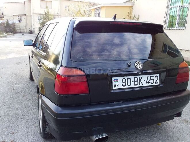 Volkswagen Golf 1993, 159,738 km - 2.0 л - Ucar