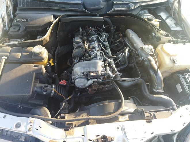Mercedes C 220 1999, 417,556 km - 2.2 l - Bakı