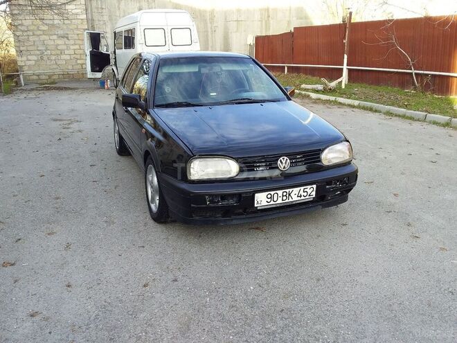 Volkswagen Golf 1993, 159,738 km - 2.0 л - Ucar