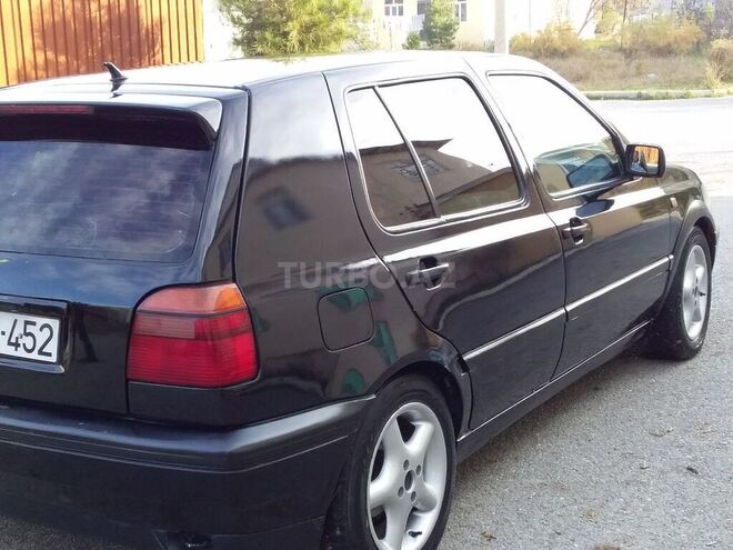Volkswagen Golf 1993, 159,738 km - 2.0 л - Ucar