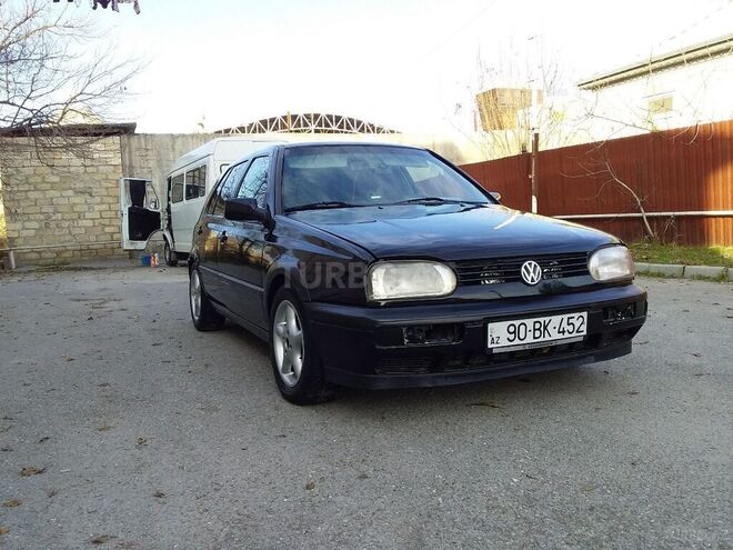 Volkswagen Golf 1993, 159,738 km - 2.0 л - Ucar