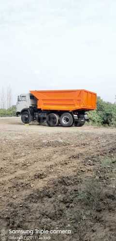KamAz 55111 2000, 200,000 km - 11.0 l - Salyan